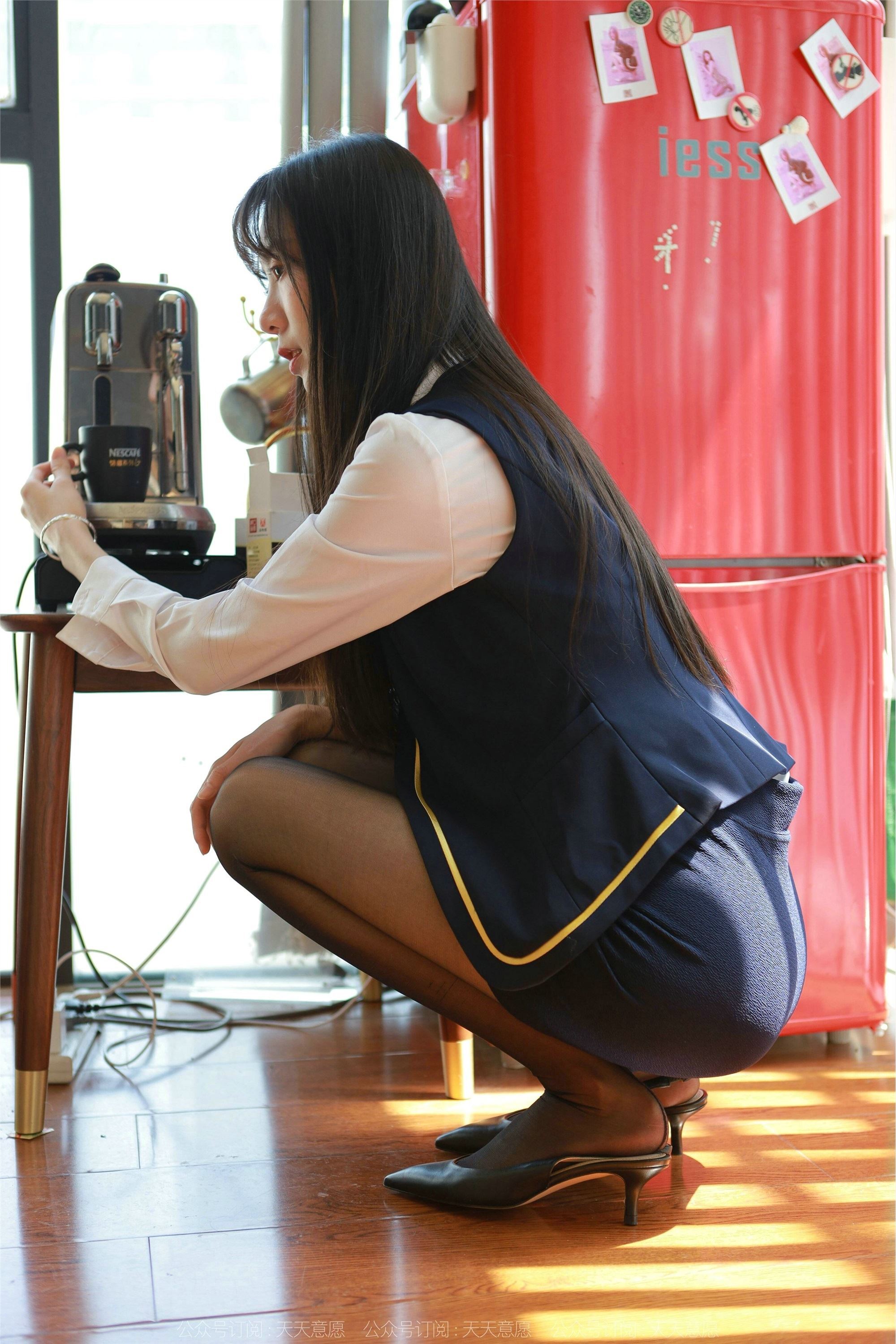 IESS异思趣向  2022.05.16 丝享家 1090：团团《后竖线嘿丝》